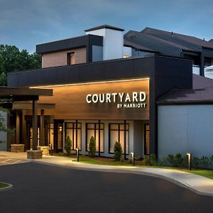 Courtyard By Marriott Norwalk